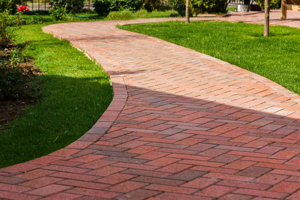 Best Professional Driveway Pavers  in St Anne, IL